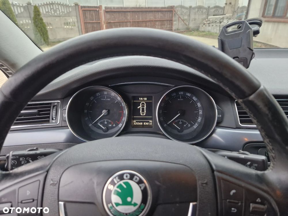 Skoda Superb 1.6 TDI Comfort / Active Greenline - 17