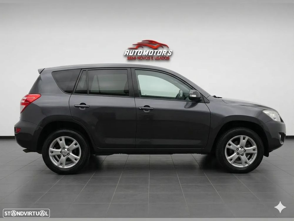 Toyota RAV4 2.2 D-4D Sol High Pack+NAVI - 5