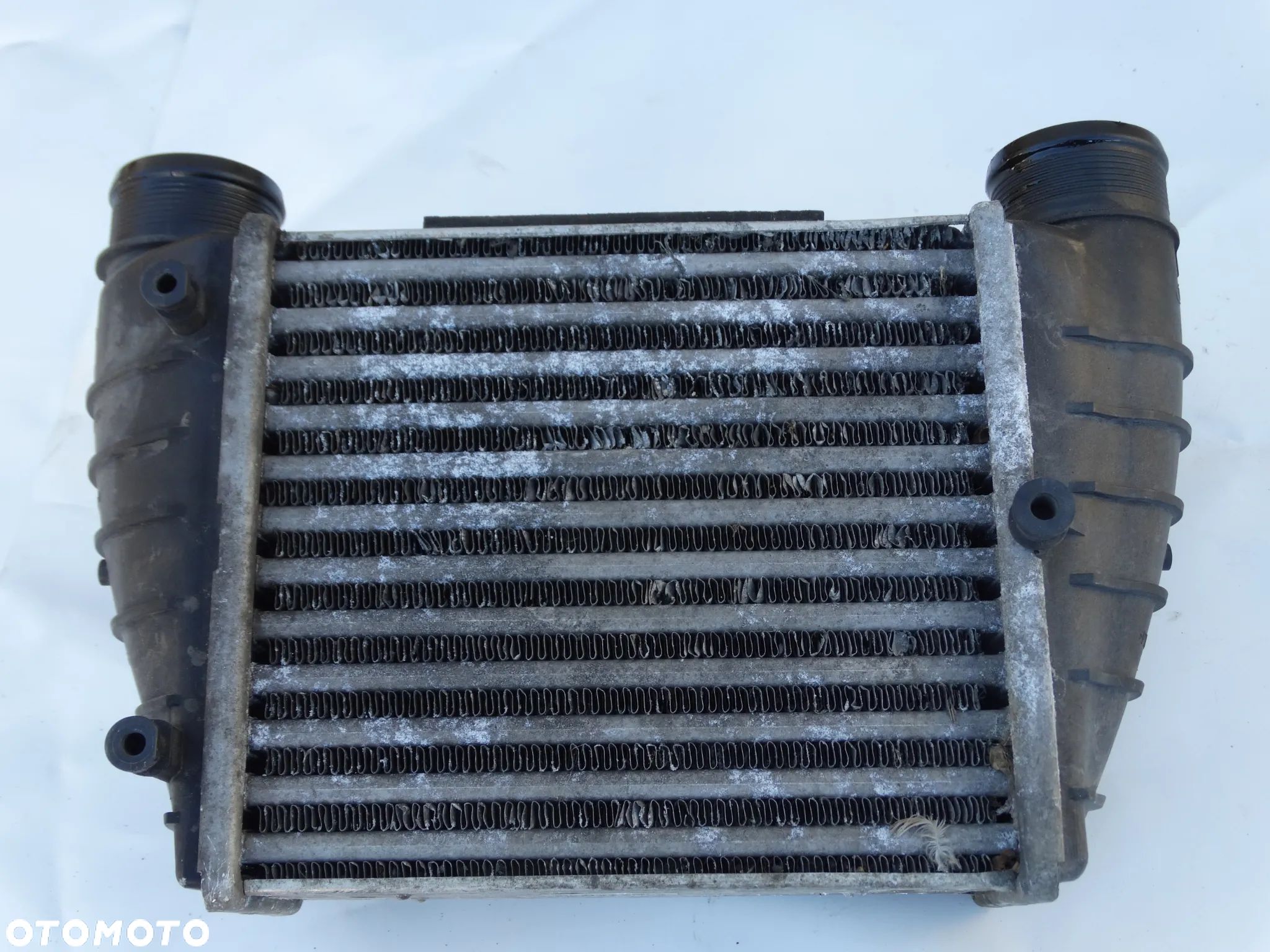 CHŁODNICA POWIETRZA INTERCOOLER AUDI A4 B7 EXEO 2.0 TDI 170KM 8E0145806Q F-VAT - 1