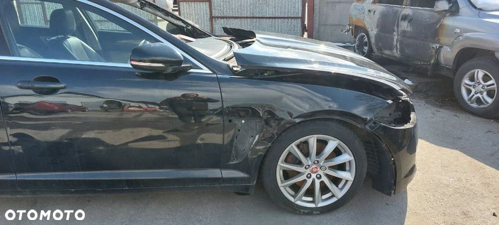 JAGUAR xf 2,2 200km pompa wspomagania - 7