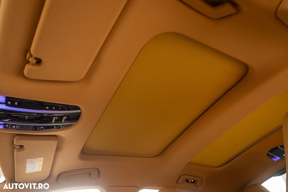 Porsche Panamera 4 E-Hybrid Platinum Edition - 31