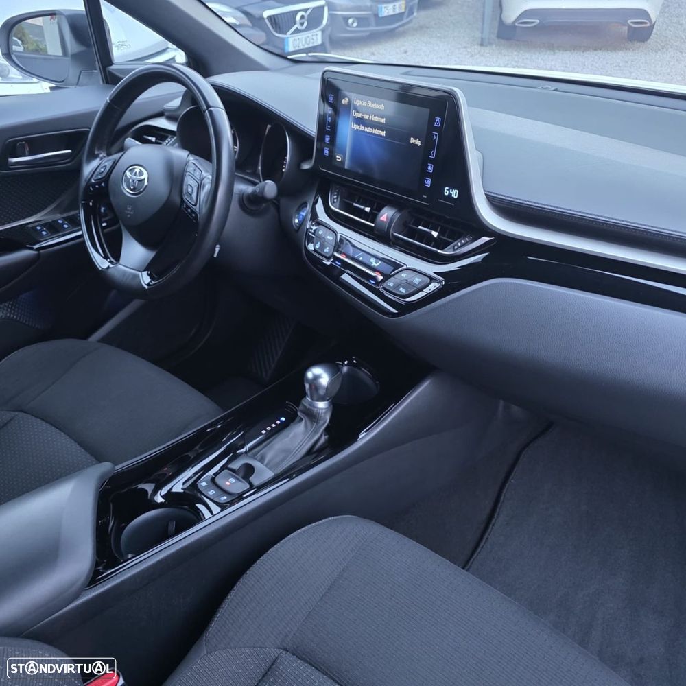 Toyota C-HR 1.8 HSD Comfort+P.Style - 35