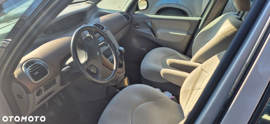 Citroën Xsara Picasso 1.8 16V SX - 7