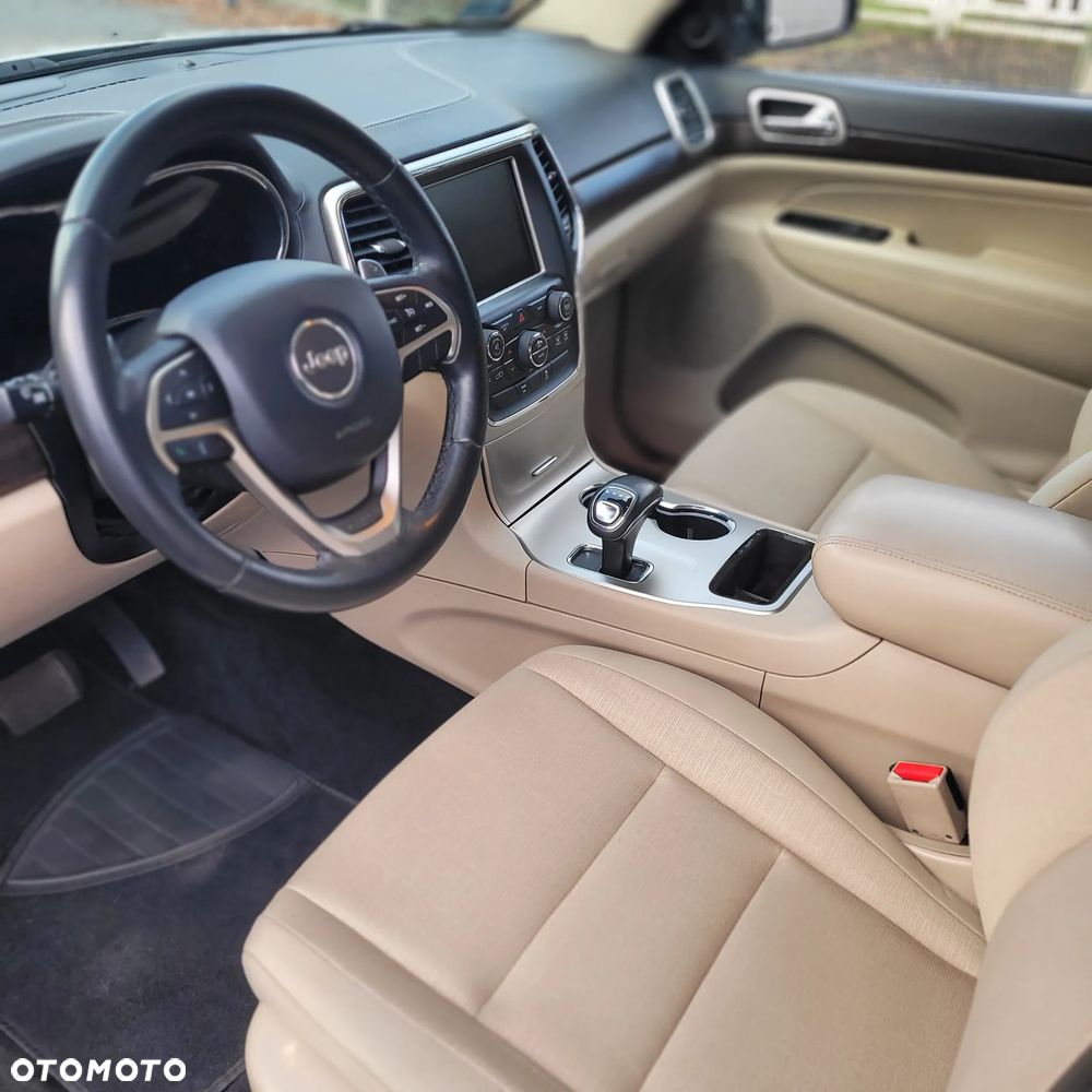 Jeep Grand Cherokee 3.7 4x2 Laredo - 13