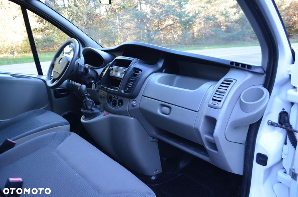 Opel Vivaro - 26