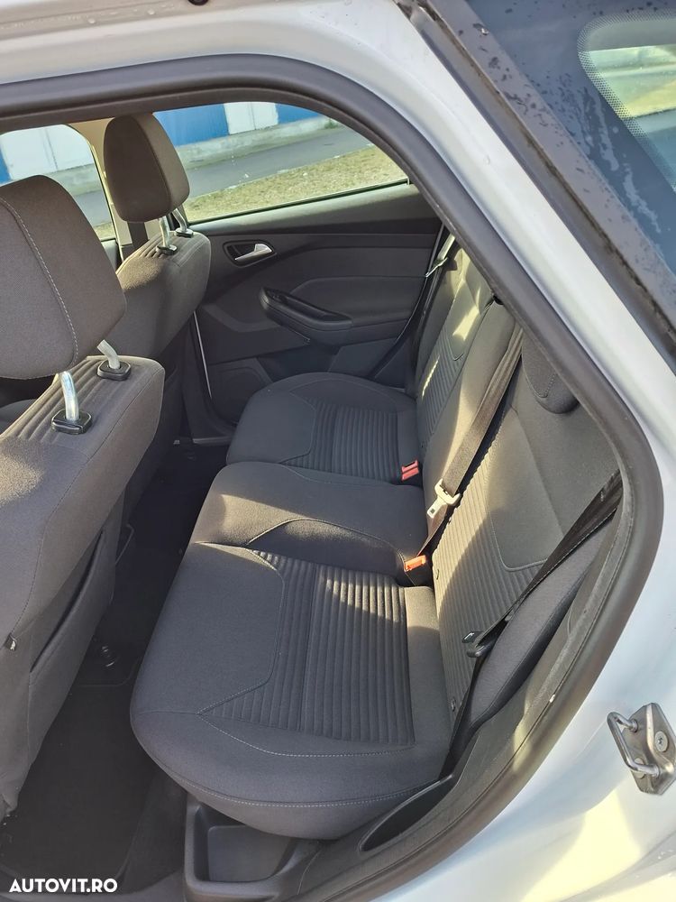 Ford Focus 1.5 TDCi DPF Start-Stopp-System Titanium - 12