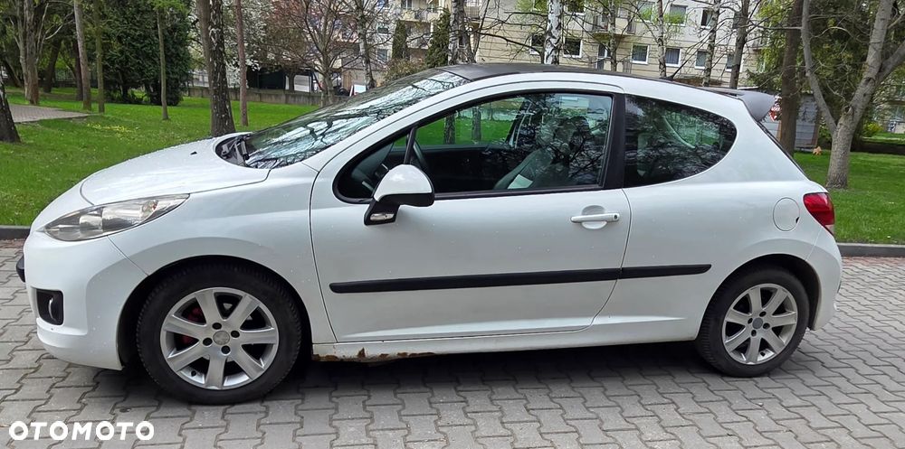 Peugeot 207 - 9