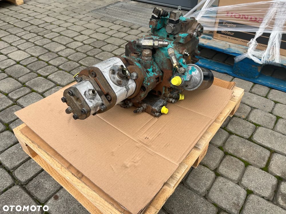 Hydrauliczna pompa jazdy LINDE HPV105-02 6503netto - 6