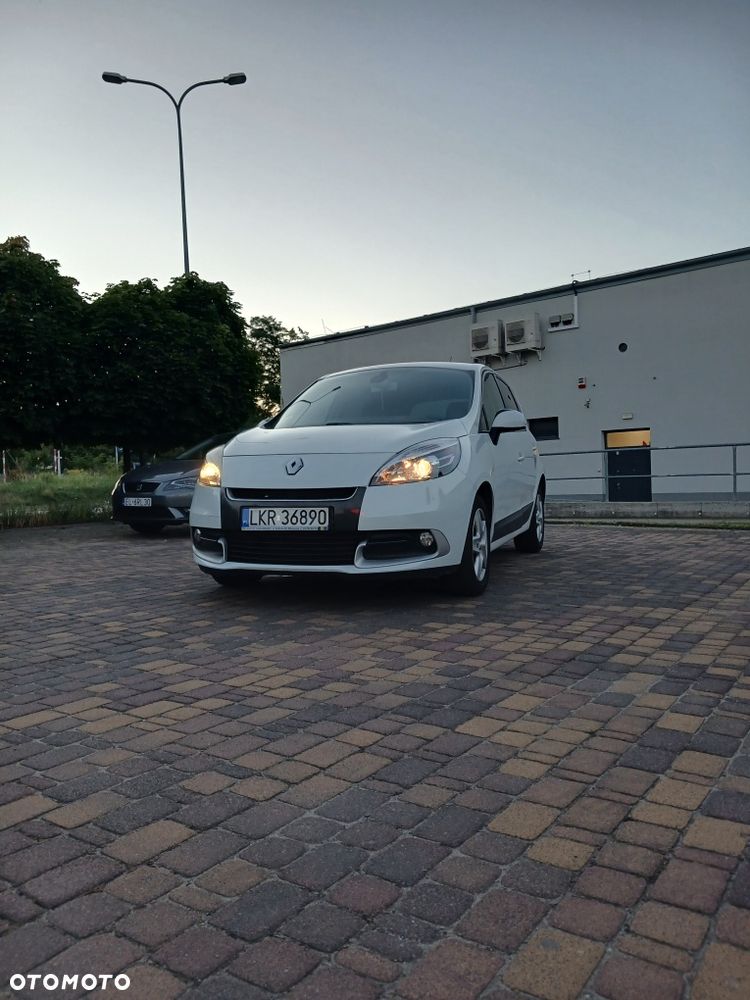 Renault Scenic - 8