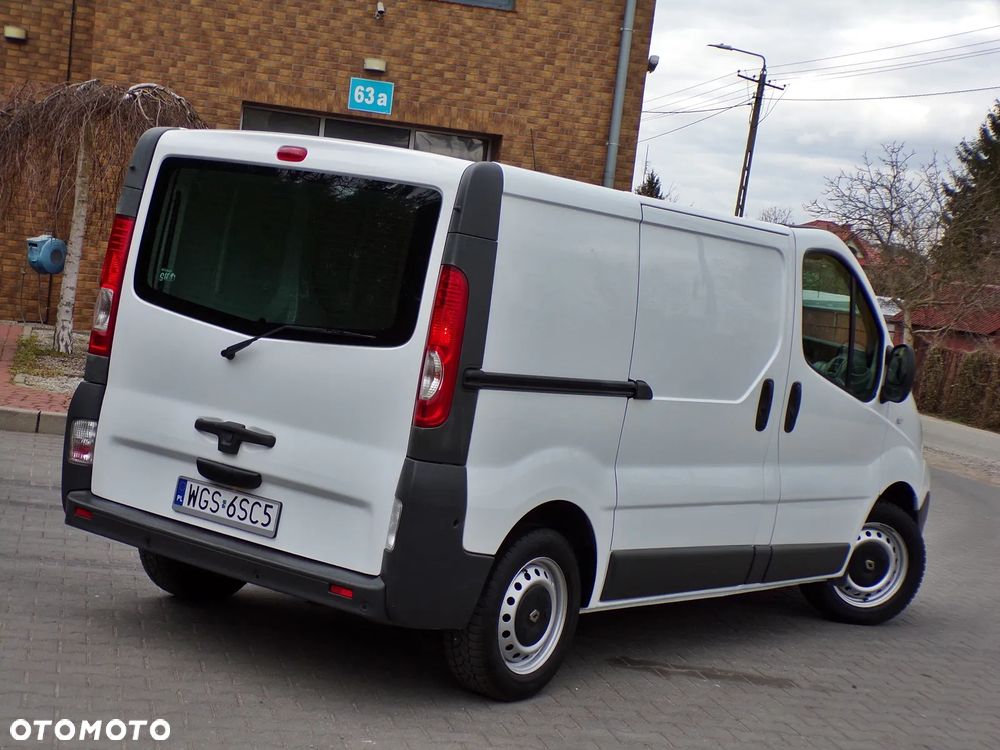 Renault TRAFIC - 12