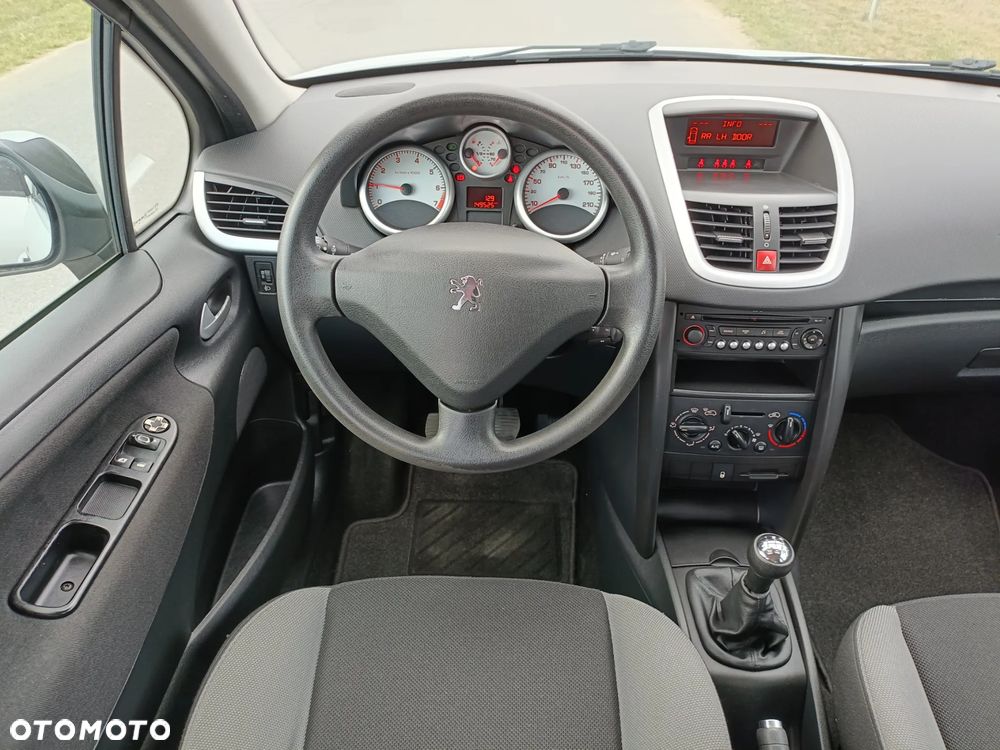 Peugeot 207 75 Tendance - 13