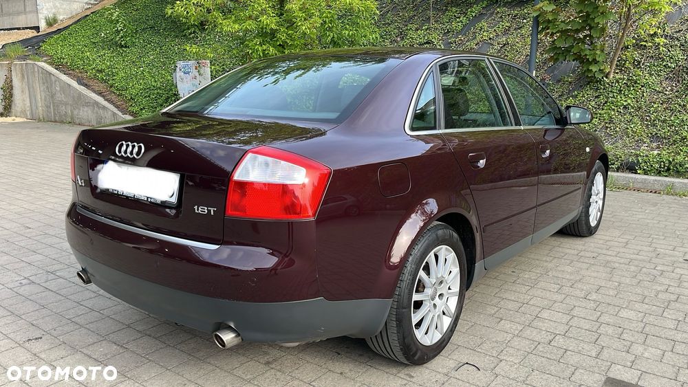 Audi A4 Limousine 1.8T - 10