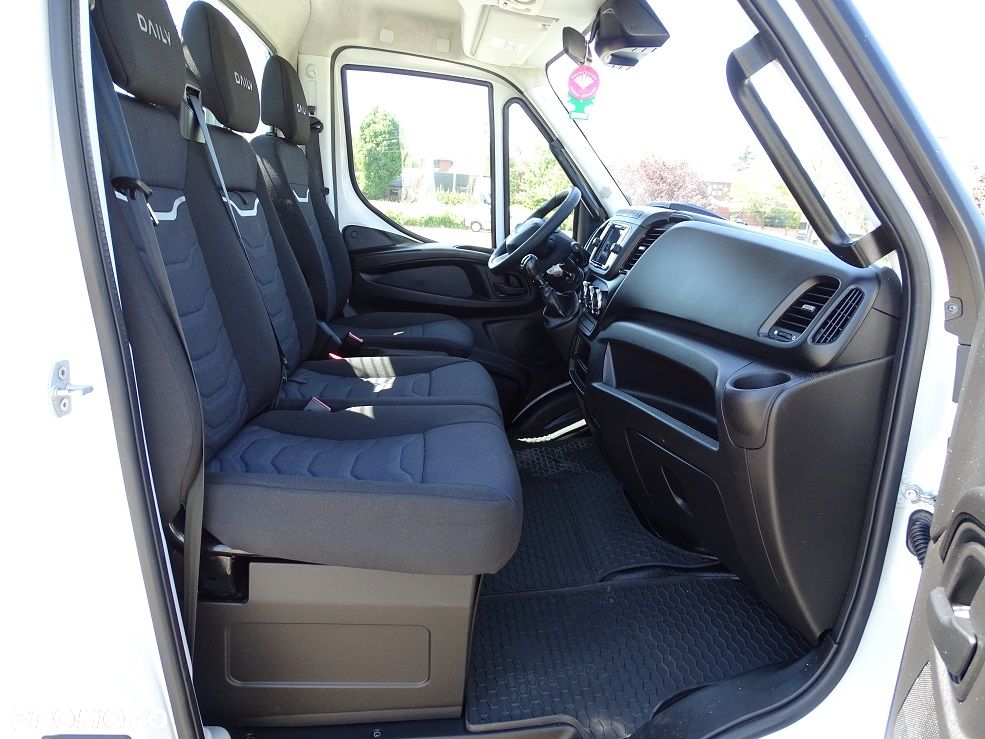 Iveco Daily 50C18 3.0 180Km. Skrzynia 12 Palet 6.10m. JAK NOWY! Salon PL.!! - 25