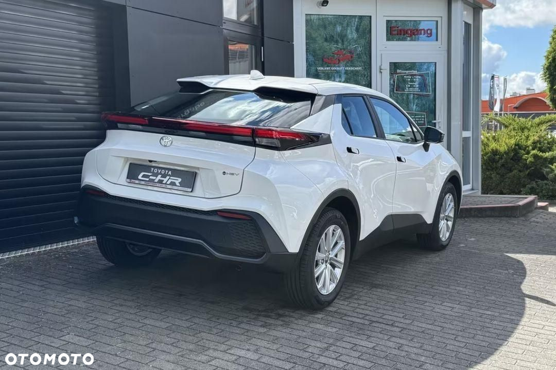 Toyota C-HR - 6