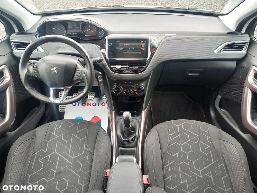 Peugeot 2008 - 23