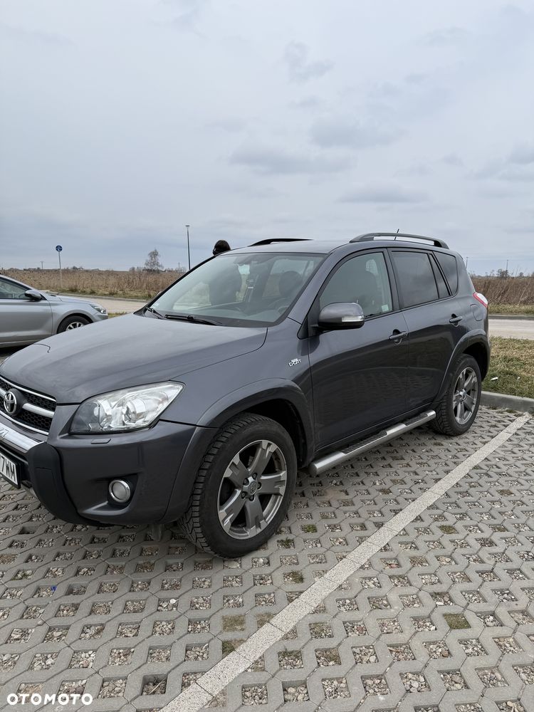 Toyota RAV4 2.2 D-CAT X - 7