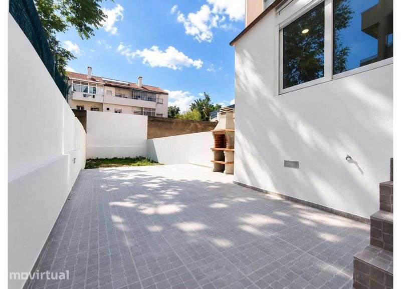 Apartamento T2 à venda na Rua Jardim de São Bernardo, Setúbal - Grande imagem: 4/9