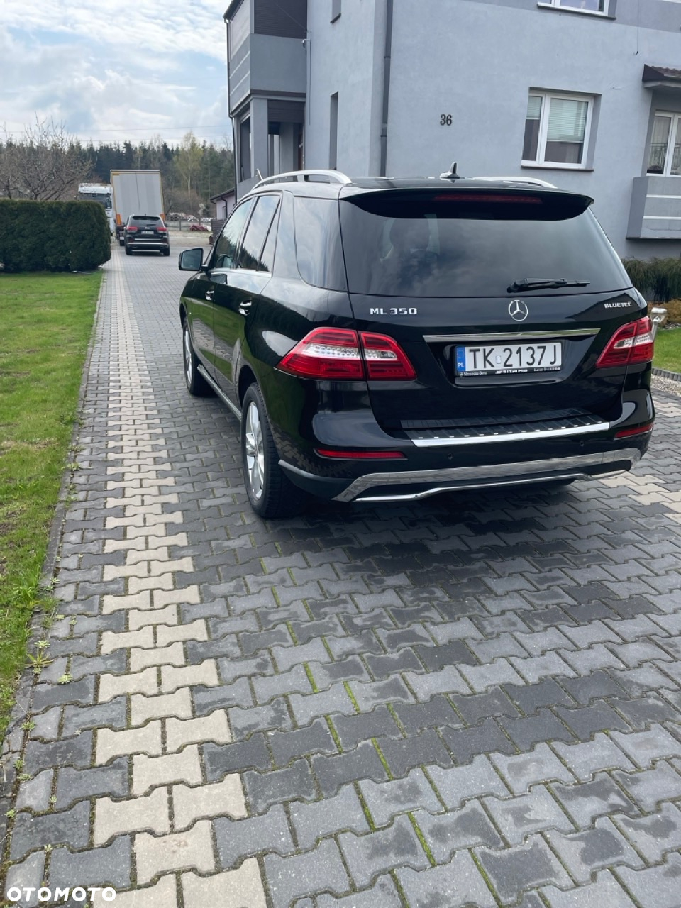 Mercedes-Benz ML 350 BlueTec 4-Matic - 2