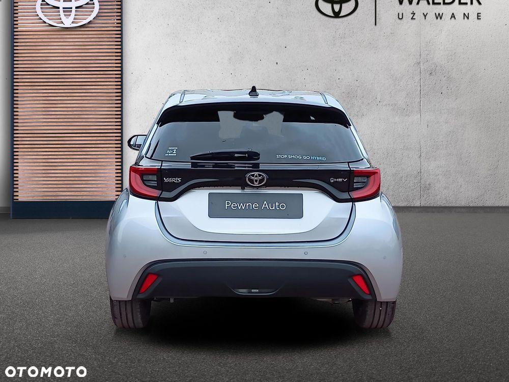 Toyota Yaris Hybrid 1.5 Style - 5