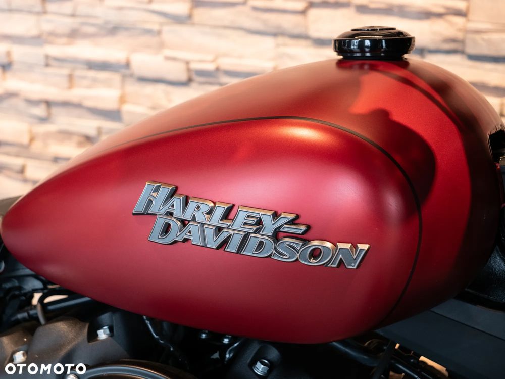 Harley-Davidson Softail Street Bob - 3