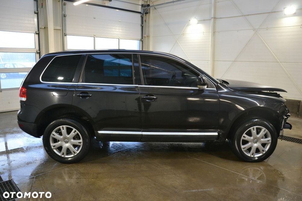 Volkswagen Touareg - 8