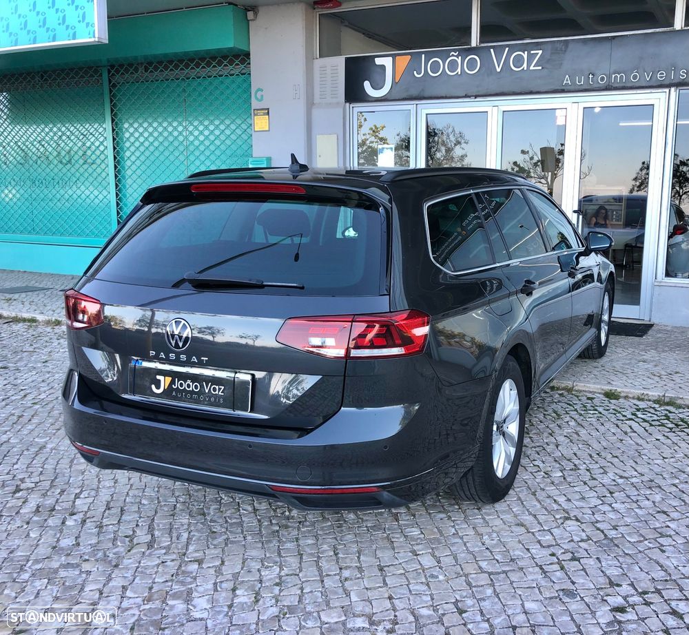 VW Passat Variant 2.0 TDI Business DSG - 10