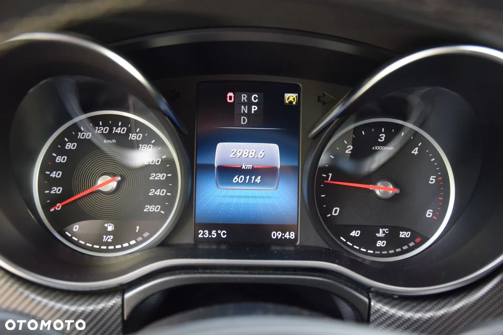 Mercedes-Benz Klasa V 300 d 4-Matic Avantgarde 9G-Tronic (d³ugi) - 25