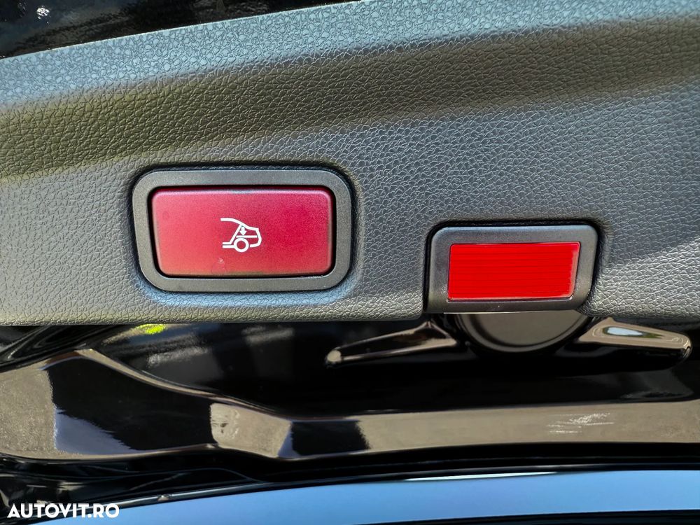 Mercedes-Benz E 300 Cabrio 9G-TRONIC AMG Line - 26