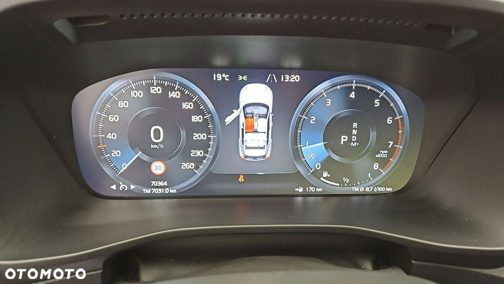 Volvo XC 40 T2 Core - 14