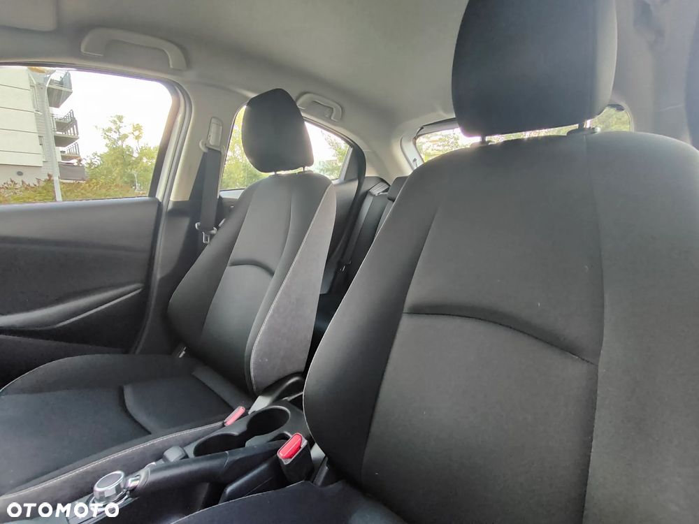 Mazda 2 - 23