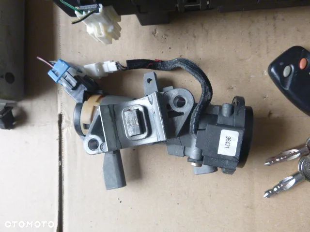 ZESTAW STARTOWY MITSUBISHI SPACE STAR 1.8 GDI MD362115 - 10