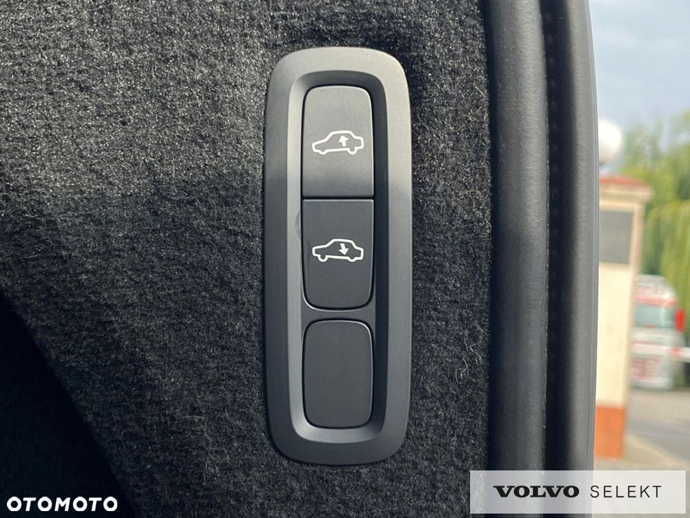 Volvo XC 90 - 37