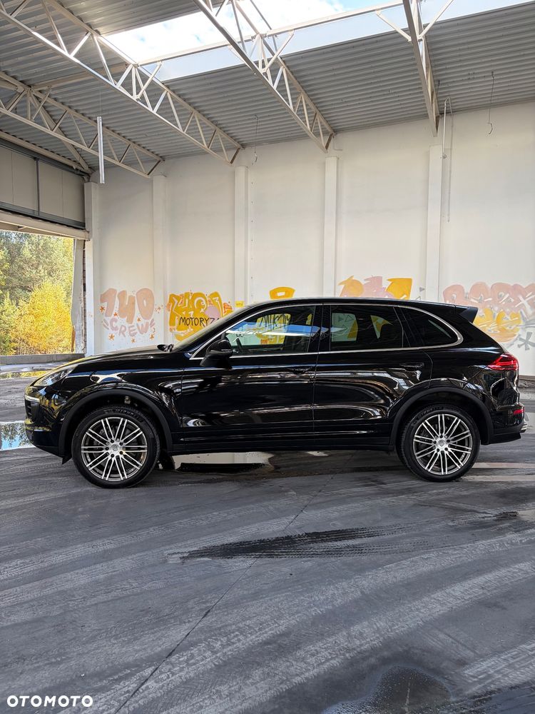 Porsche Cayenne Standard - 11