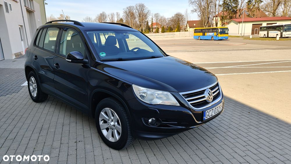 Volkswagen Tiguan 2.0 TDI DPF 4Motion BlueMotion Technology Track & Field - 9