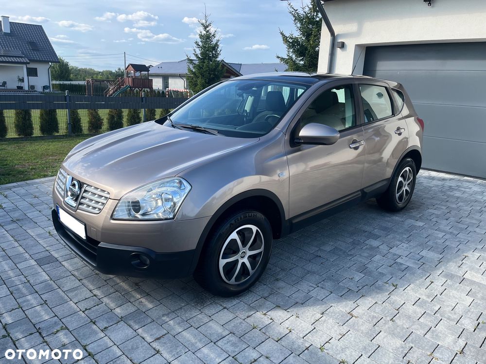 Nissan Qashqai - 1