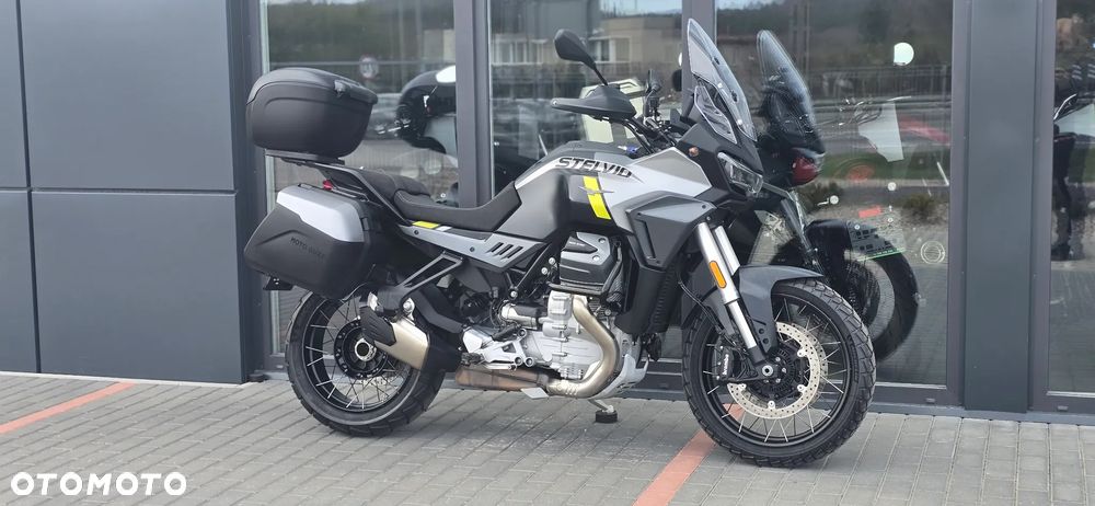 Moto Guzzi Stelvio - 3