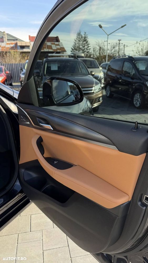 BMW X4 xDrive20d - 33