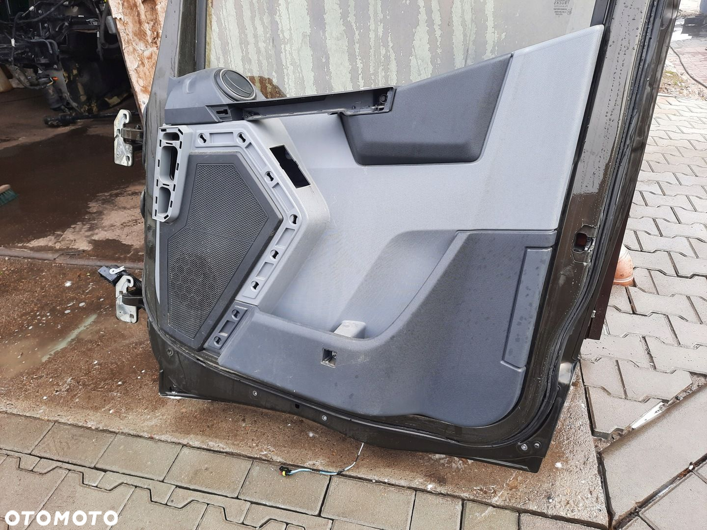 DRZWI KOMPLETNE PRAWE RENAULT GAMA T K C RANGE - 14