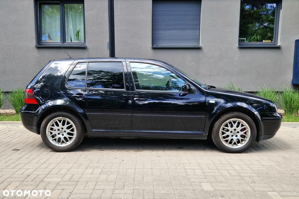 Volkswagen Golf - 5