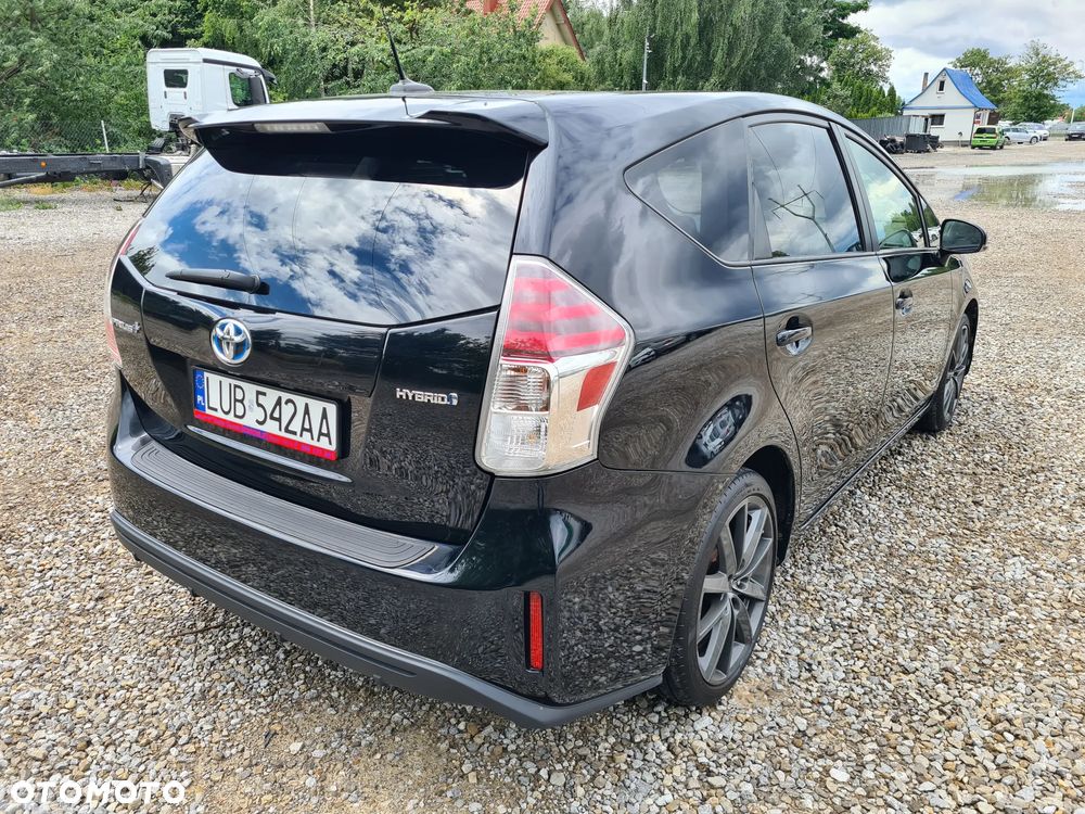 Toyota Prius+ (Hybrid) Executive - 8