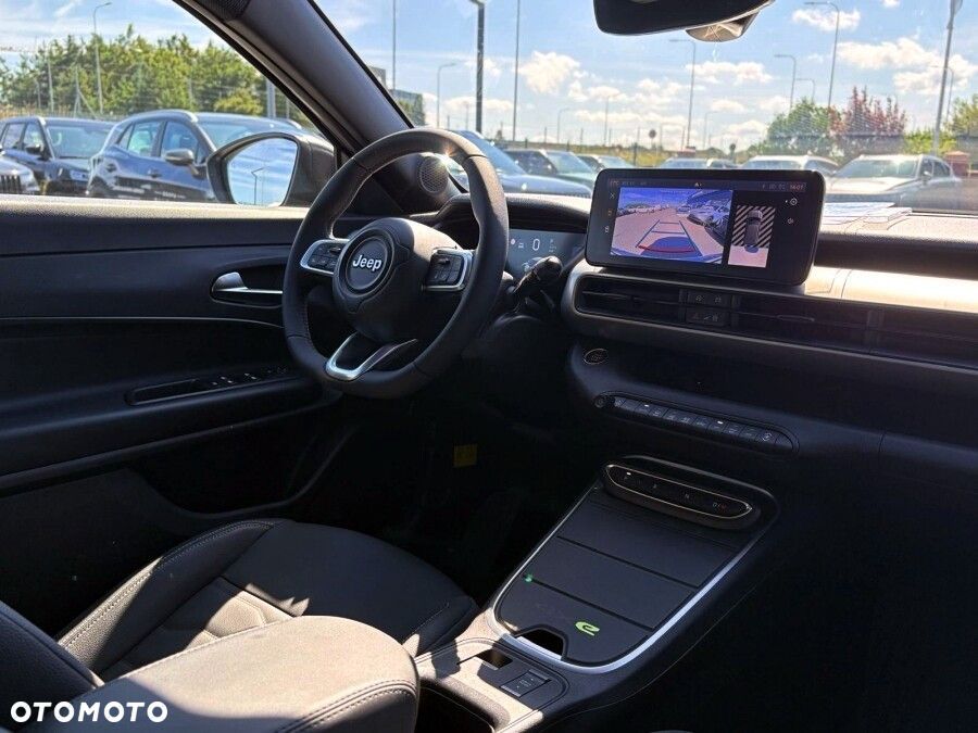 Jeep Avenger - 12