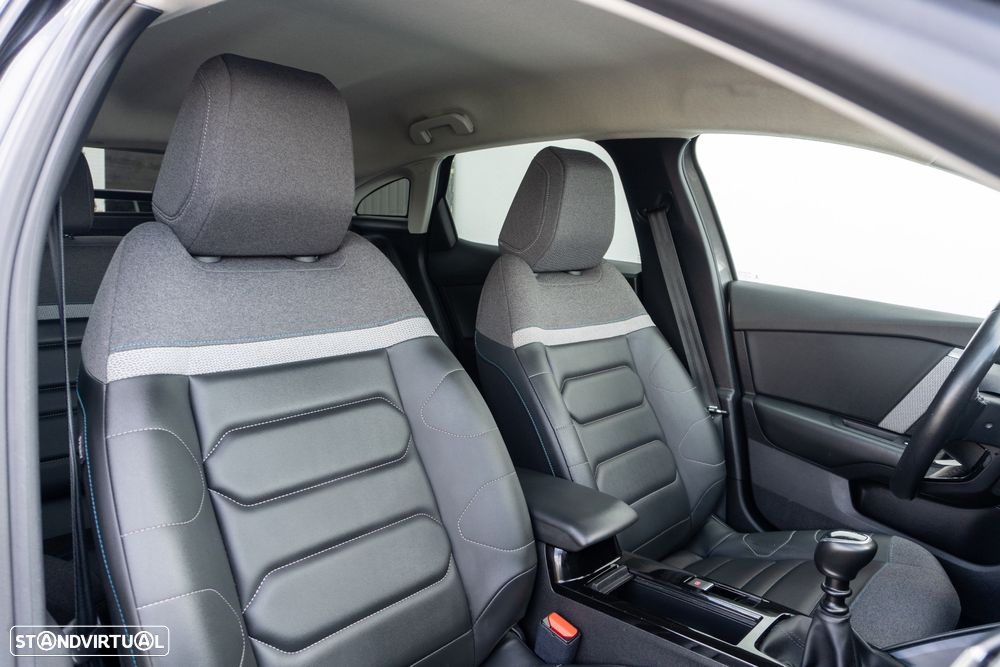 Citroën C4 1.2 PureTech Shine - 29