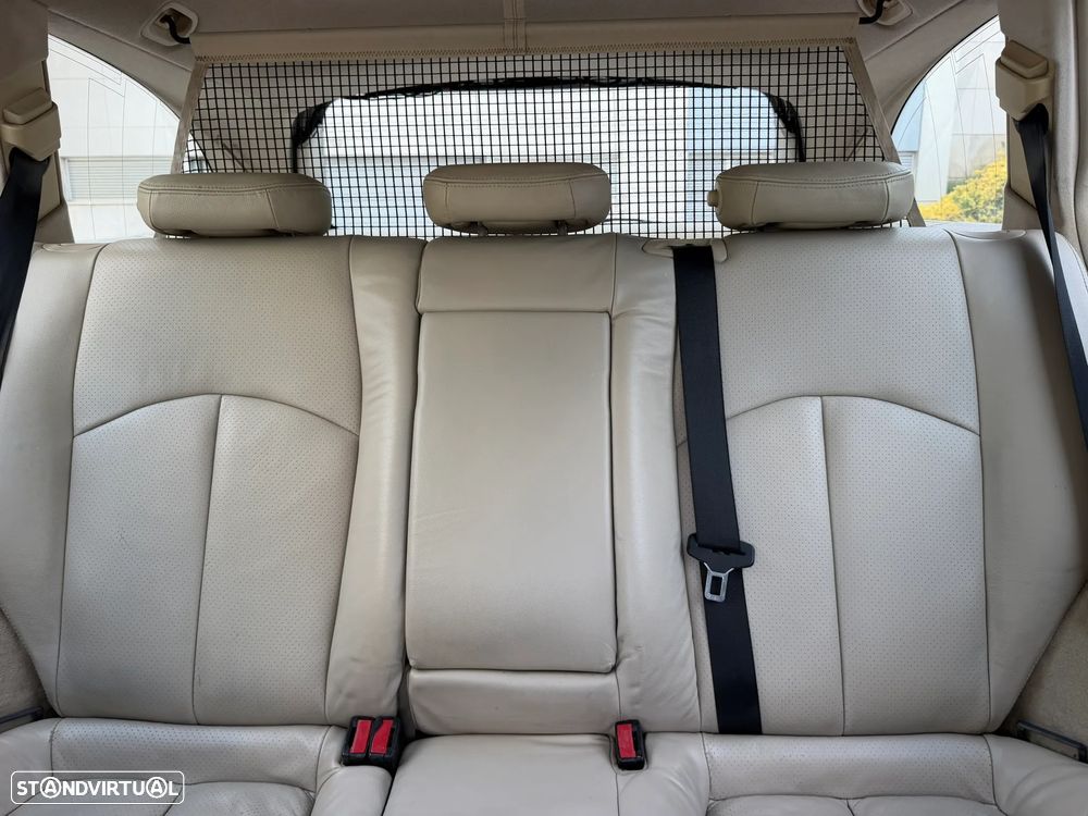 Mercedes-Benz E 270 - 19