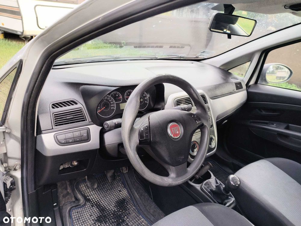 Fiat Punto - 5