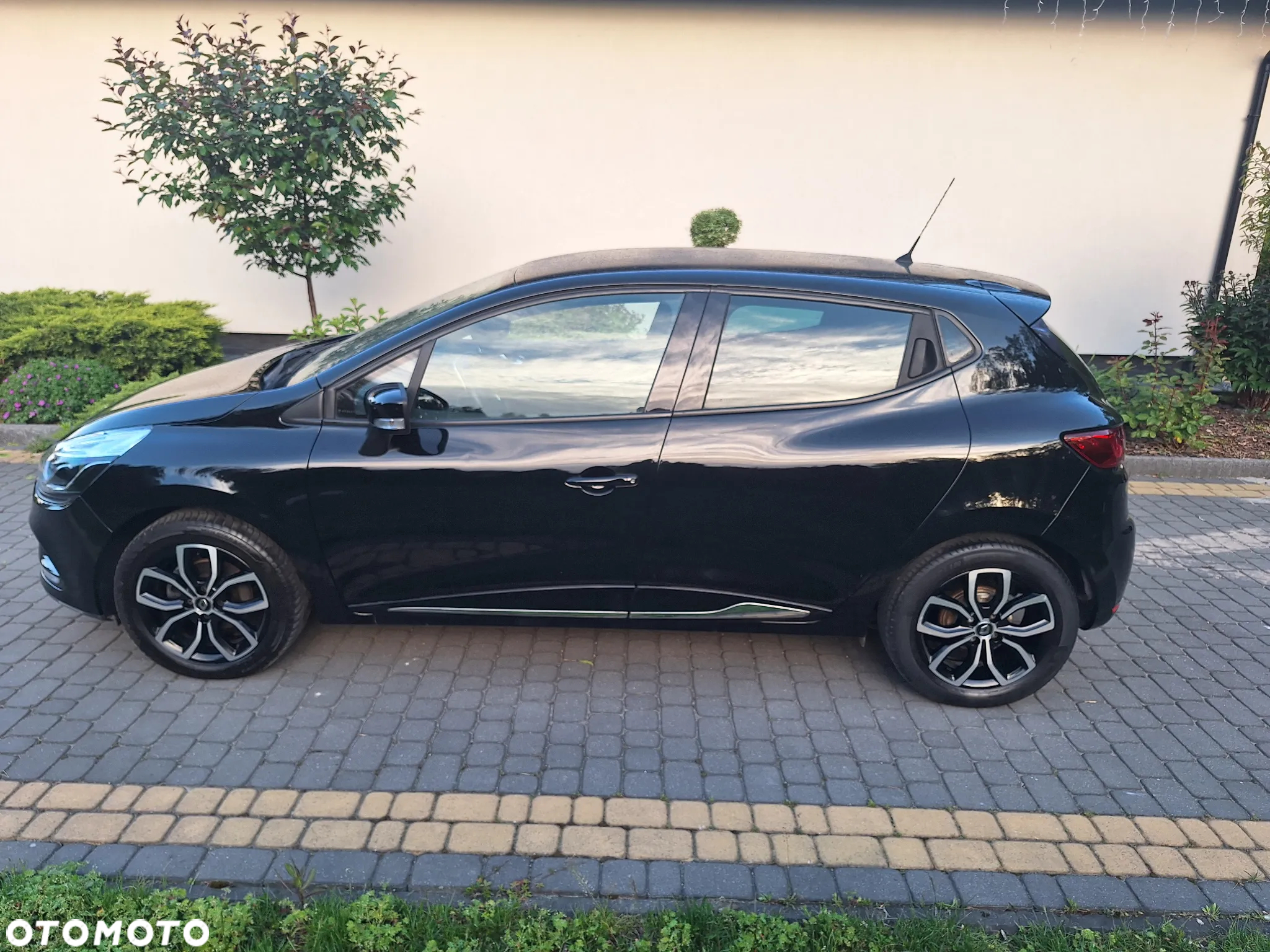 Renault Clio (Energy) TCe 90 Start & Stop LIMITED - 13