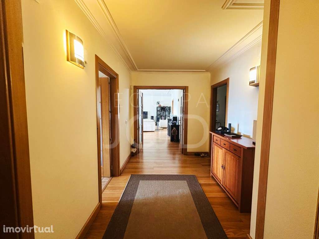 Apartamento T4 de Luxo - Condomínio Solar do Morgado | Póvoa de San... - Grande imagem: 3/47