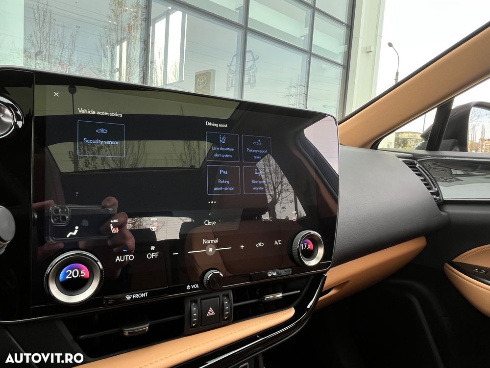 Lexus Seria NX 450h+ AWD CVT PHEV Executive - 21