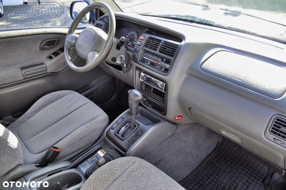 Suzuki Grand Vitara - 9