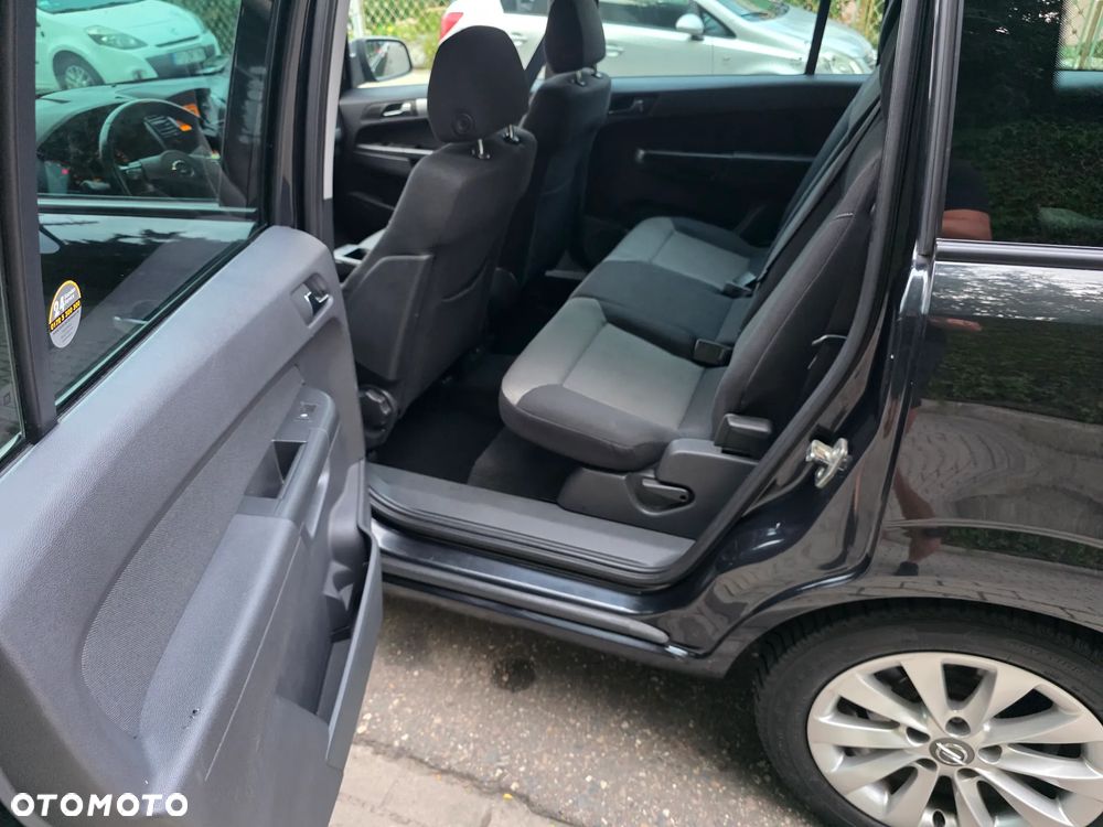Opel Zafira 1.8 Active - 17