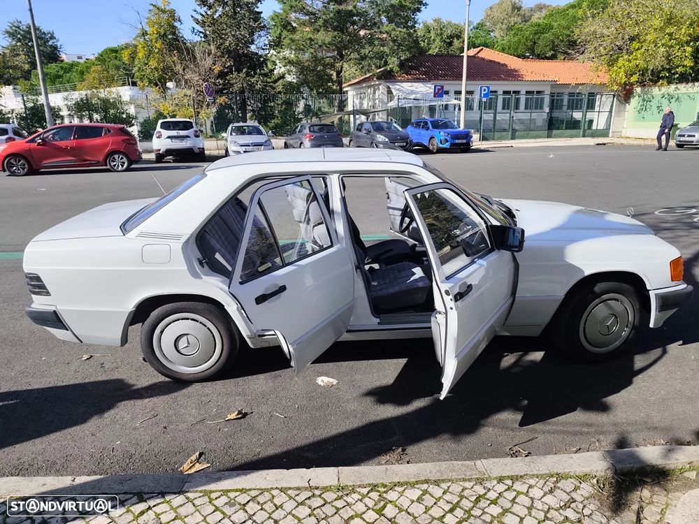 Mercedes-Benz W201 (1982-1993) 190 D 2.0 - 19
